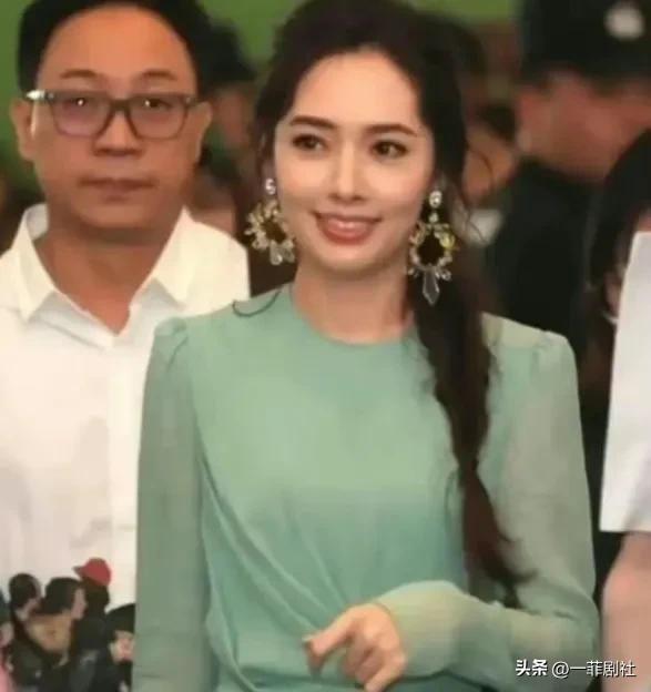 娱乐圈演员吃瓜事件真相,揭秘明星隐私风波真相 第3张 娱乐圈演员吃瓜事件真相,揭秘明星隐私风波真相 第3张