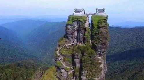 风雨梵净山 在线观看,探寻神秘山川的壮丽画卷 第2张 风雨梵净山 在线观看,探寻神秘山川的壮丽画卷 第2张